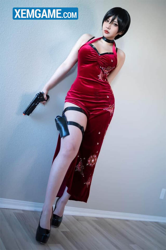 This image has an empty alt attribute; its file name is hana-bunny-cosplay-ada-wong-2022-1.jpg