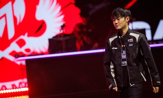 LMHT: Knight càn quét soloq của Bắc Mỹ, mang phong thái “hủy diệt” khi đối đầu với GAM