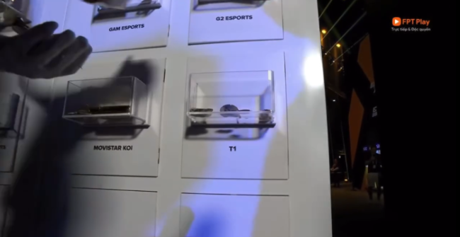 Gen.G vừa vô địch EWC 2025 xong, cộng đồng lại tranh cãi việc có nên lấy key của T1 vào cup