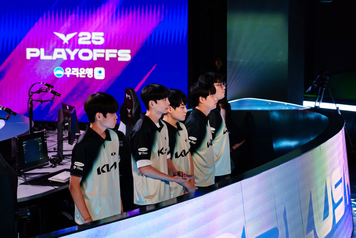 HLV CvMax – HLV DK cho rằng trận với T1 team đã cấm chọn tốt ở game 4, luyện Rammus nhiều lần