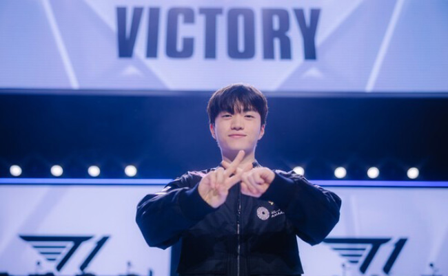 LMHT: Keria tự tin với thành tích “diệt LPL” để bước vào vòng Tứ Kết