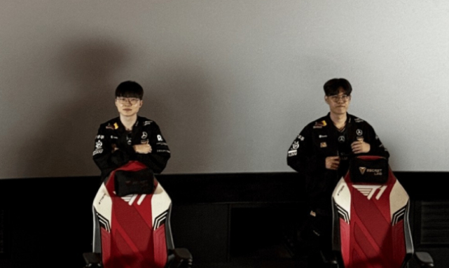 LMHT: Faker tiết lộ lý do mình “cười suốt” trong trận Chung Kết có Anivia