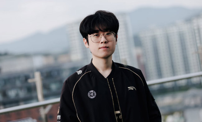 LMHT: Zeus nhớ lại drama chuyển nhượng 1 năm trước – trách “video ngắn sai lệch”