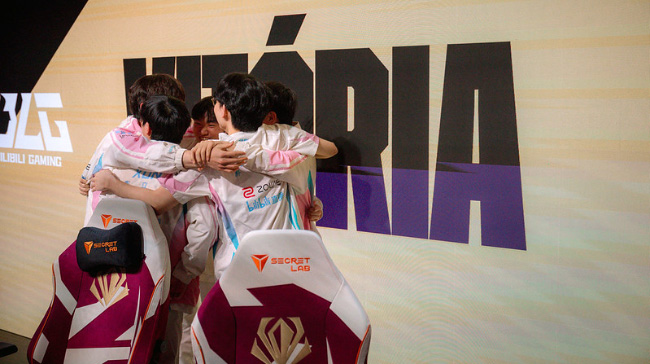 BLG lên ngôi vô địch First Stand 2026, G2 Á Quân khiến cộng đồng tin rằng game chưa dead!!