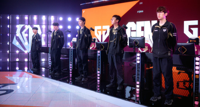 LMHT: Chovy thừa nhận sai lầm chí mạng của Gen.G trong First Stand vừa rồi