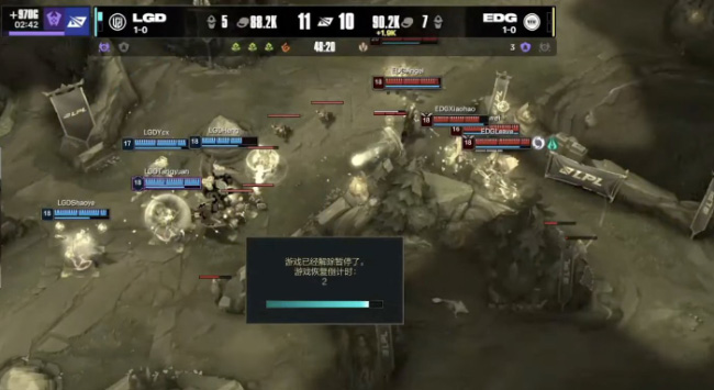 LMHT: Cú “pause game” của LGD trước EDG khiến cộng đồng tranh cãi