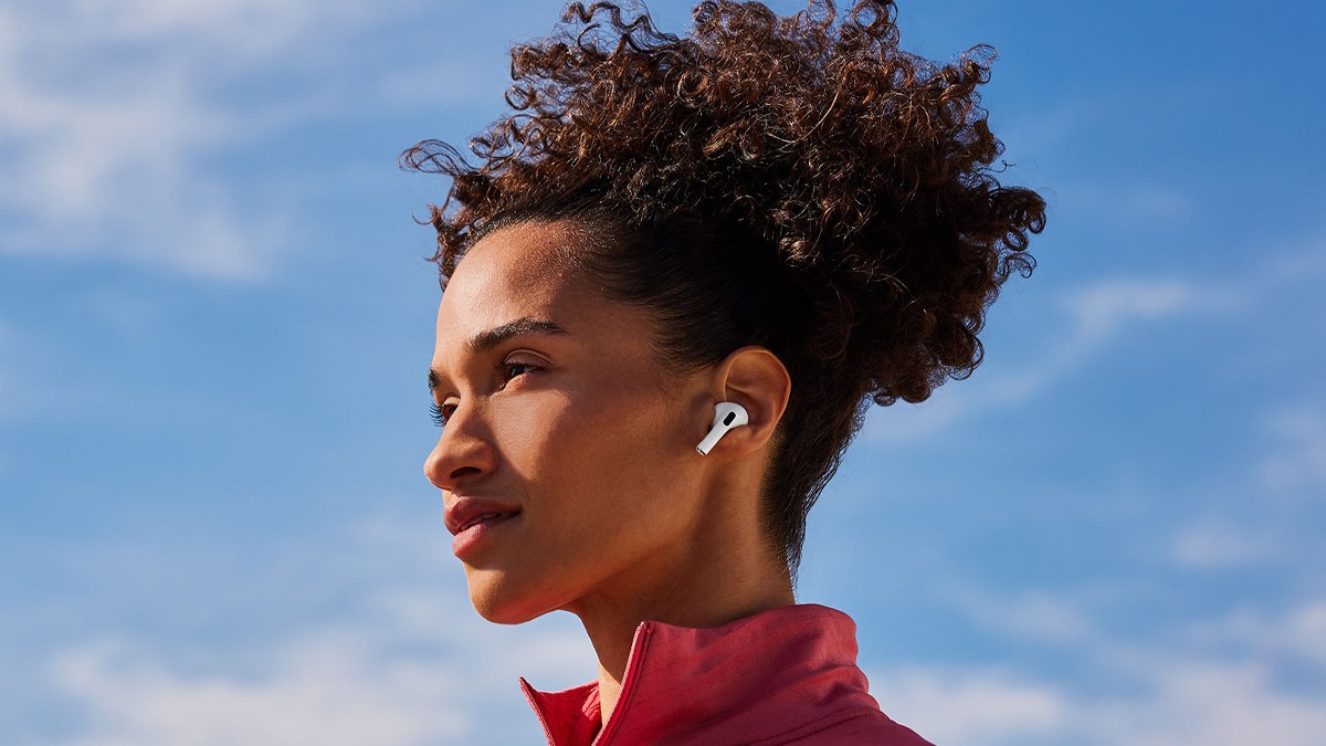 AirPods 4 có thật sự phù hợp cho nhu cầu chơi game mobile trong năm 2026?
