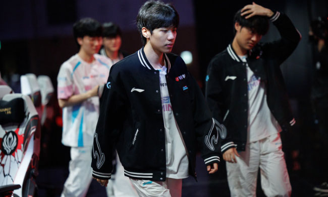 MSI 2026: Daeny lên tiếng về quyết định “thả” Mundo cho Zeus trong ván quyết định
