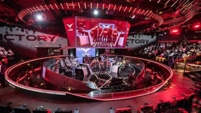 LCK siết trần lương từ 2027: Kỷ nguyên siêu đội hình sẽ khó tái diễn?